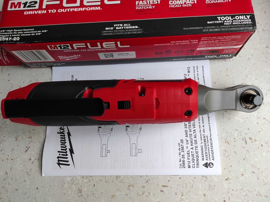 Аккумуляторная угловая трещетка 3/8" Milwaukee M12 2567-20 (FHIR38-0)