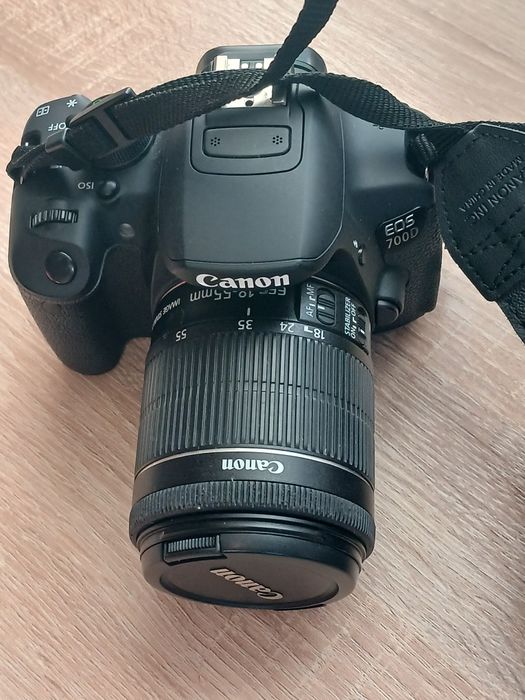 Ідеальний для новачків Canon 700d