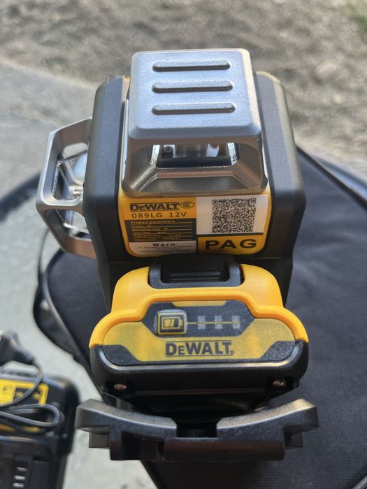 Laser budowlany  krzyzowy  dewalt zamiennik