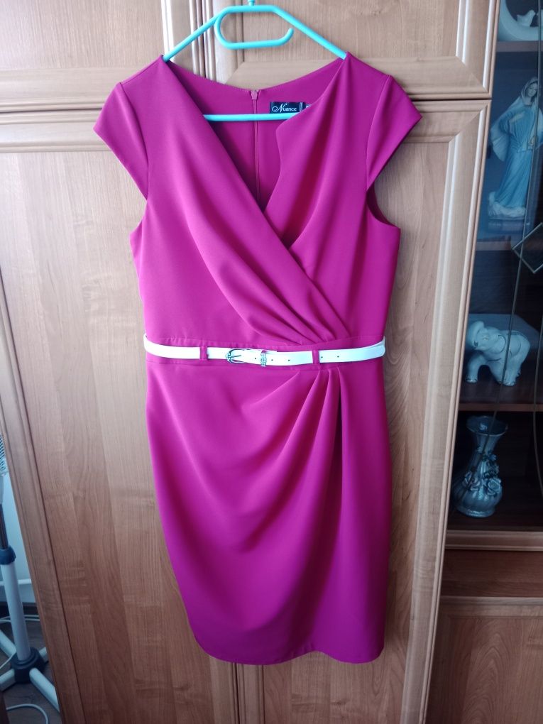Sukienka wyjściowa rozmiar 42 kolor Fuksja