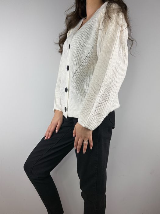 Biały sweter kardigan rozpinany Body Flirt rozmiar 44/46