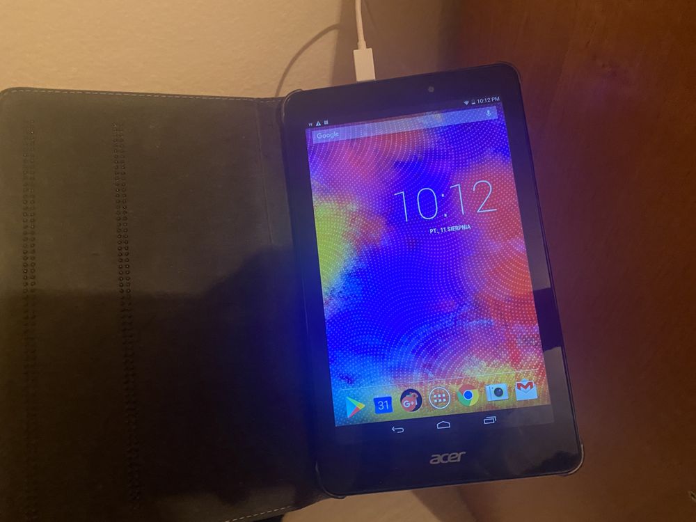Tablet acer 8 stan dobry używany  jak nowy bez ładowarki posiadam etui