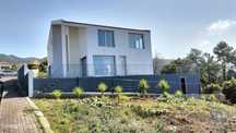 Casa / Villa T3 em Prazeres de 180,00 m2