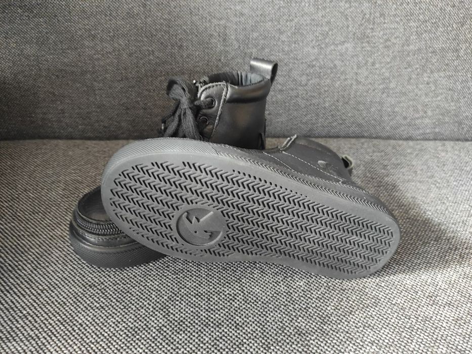 Sprzedam buty trzewiki Billy   r. 28