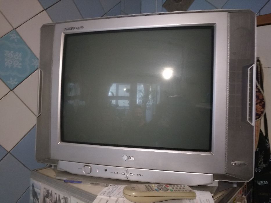 Телевизор LG CT-21S45ve 21 диагональ