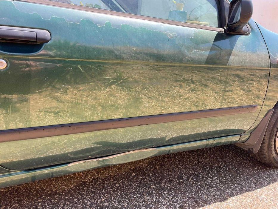 Nissan Almera 2.0D Comercial 1996 - a andar, ideal para peças.