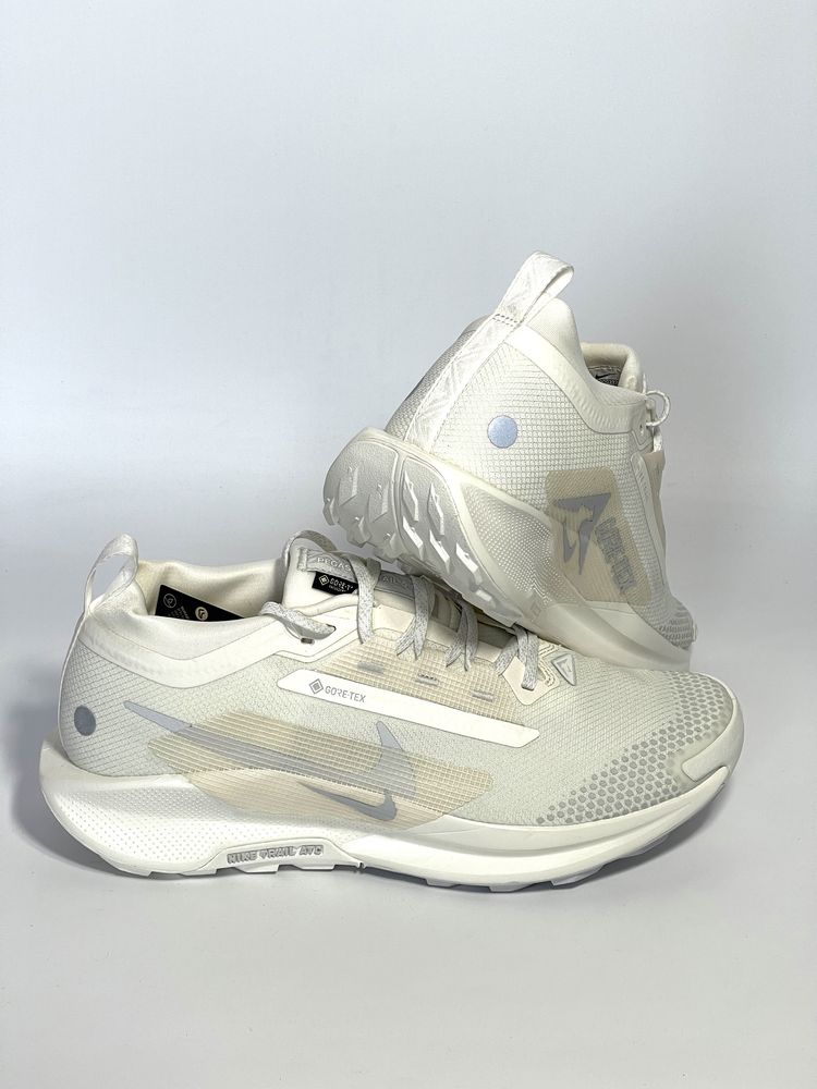 Оригінал Кросівки Nike Pegasus Trail 5 GORE-TEX 44  бігові FQ0912-102