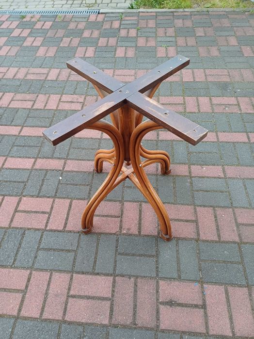 Podstawa z giętego drewna do stolika Thonet