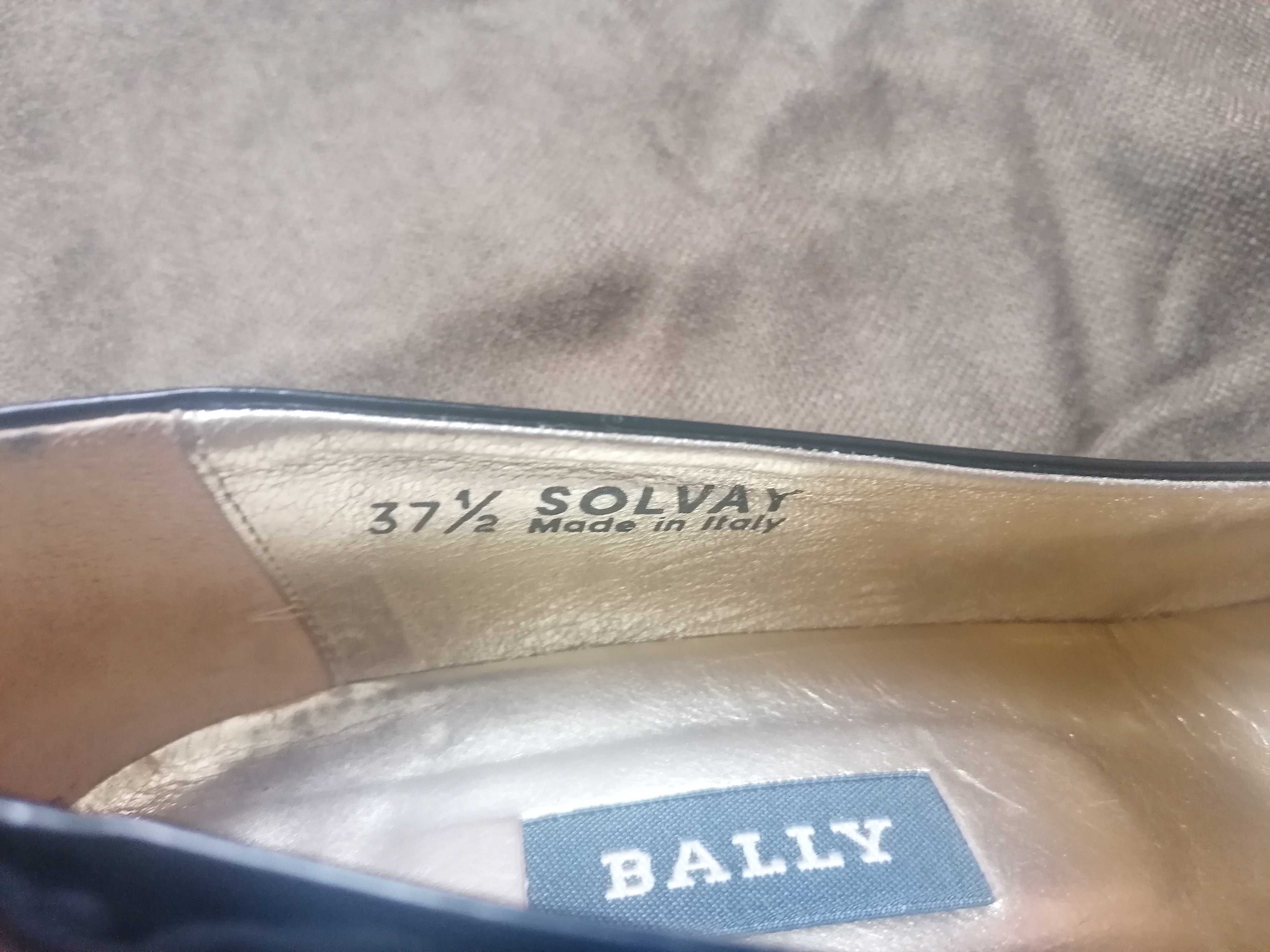 Шкіряні туфлі, балетки bally