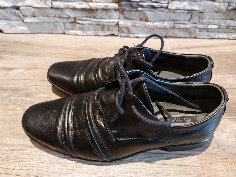 Buty chłopięce do komuni