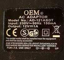 ОЕМ ИСТОЧНИК ПИТАНИЯ 12 В, 1 А со встроенным кабелем