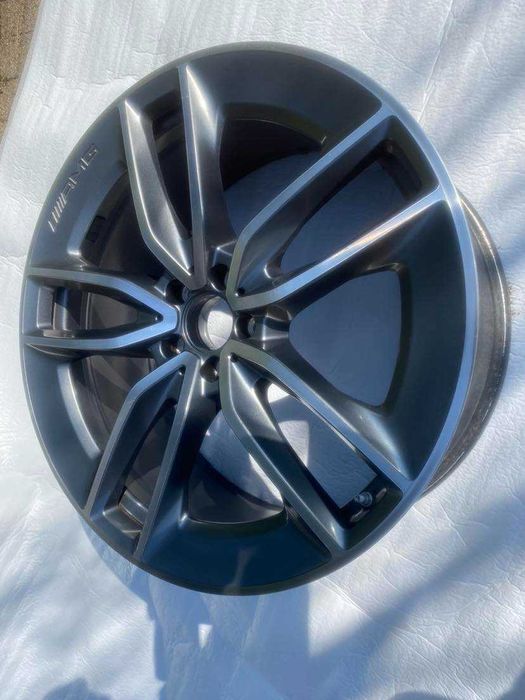 Mercedes GLE AMG W167 Pojedyńcza Felga 22