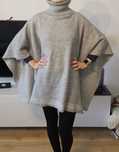 Poncho sweter z golfem Oysho