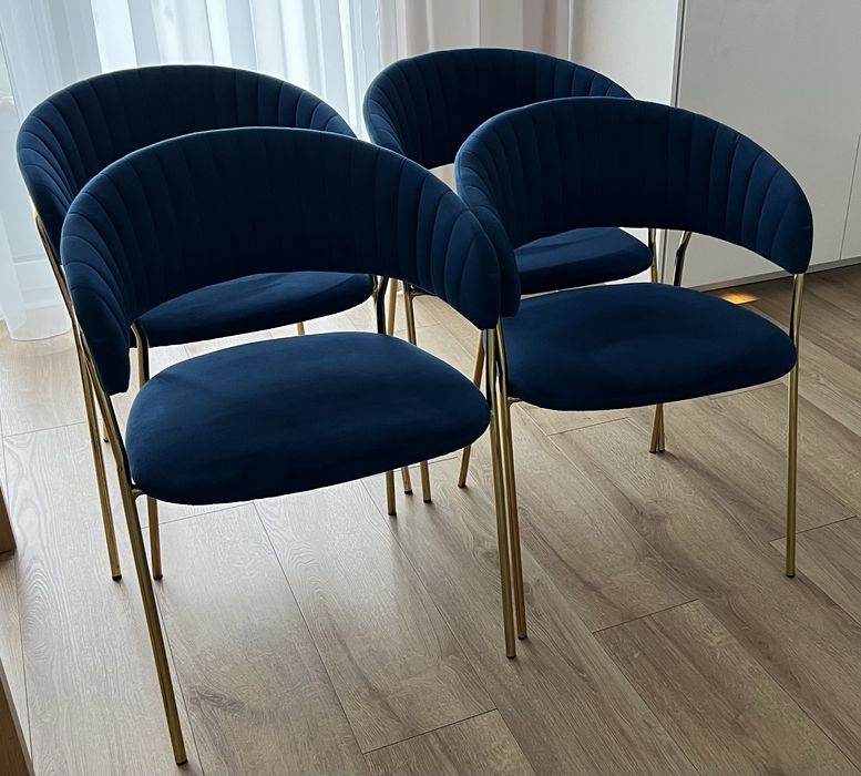 Komplet 4 granatowe krzesła