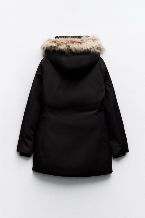 Крутезна парка ZARA великий вибір одягу