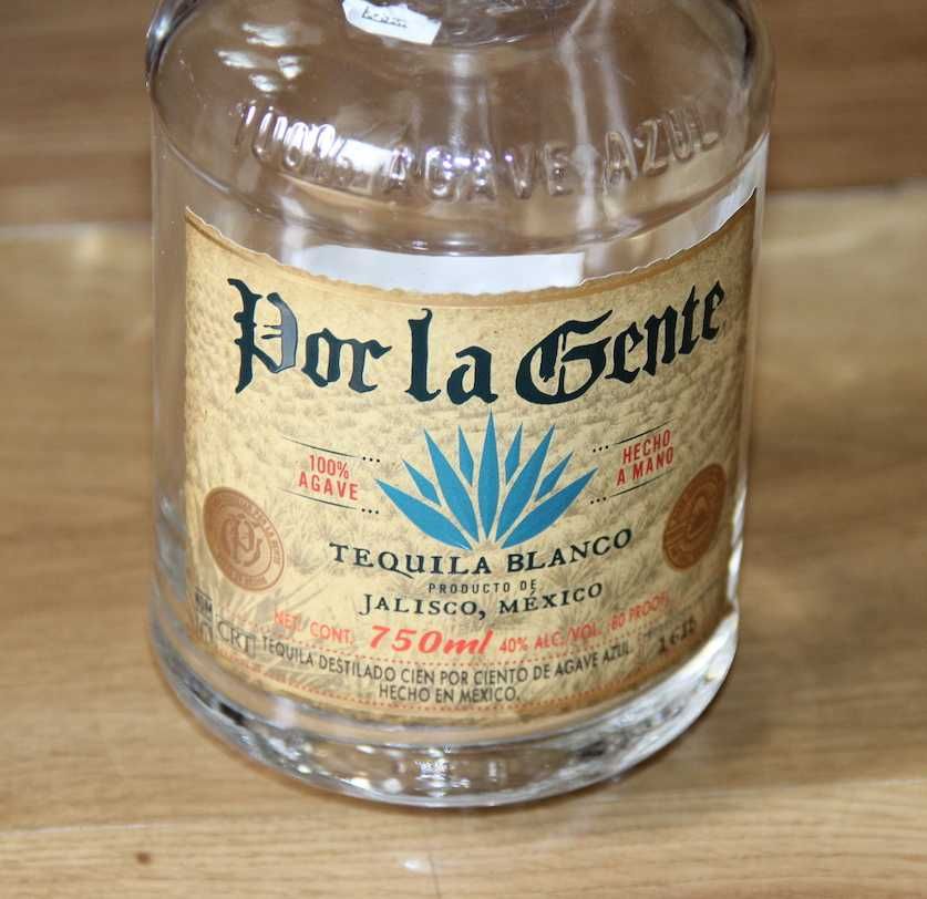 Butelka tequila Por la gente karafka