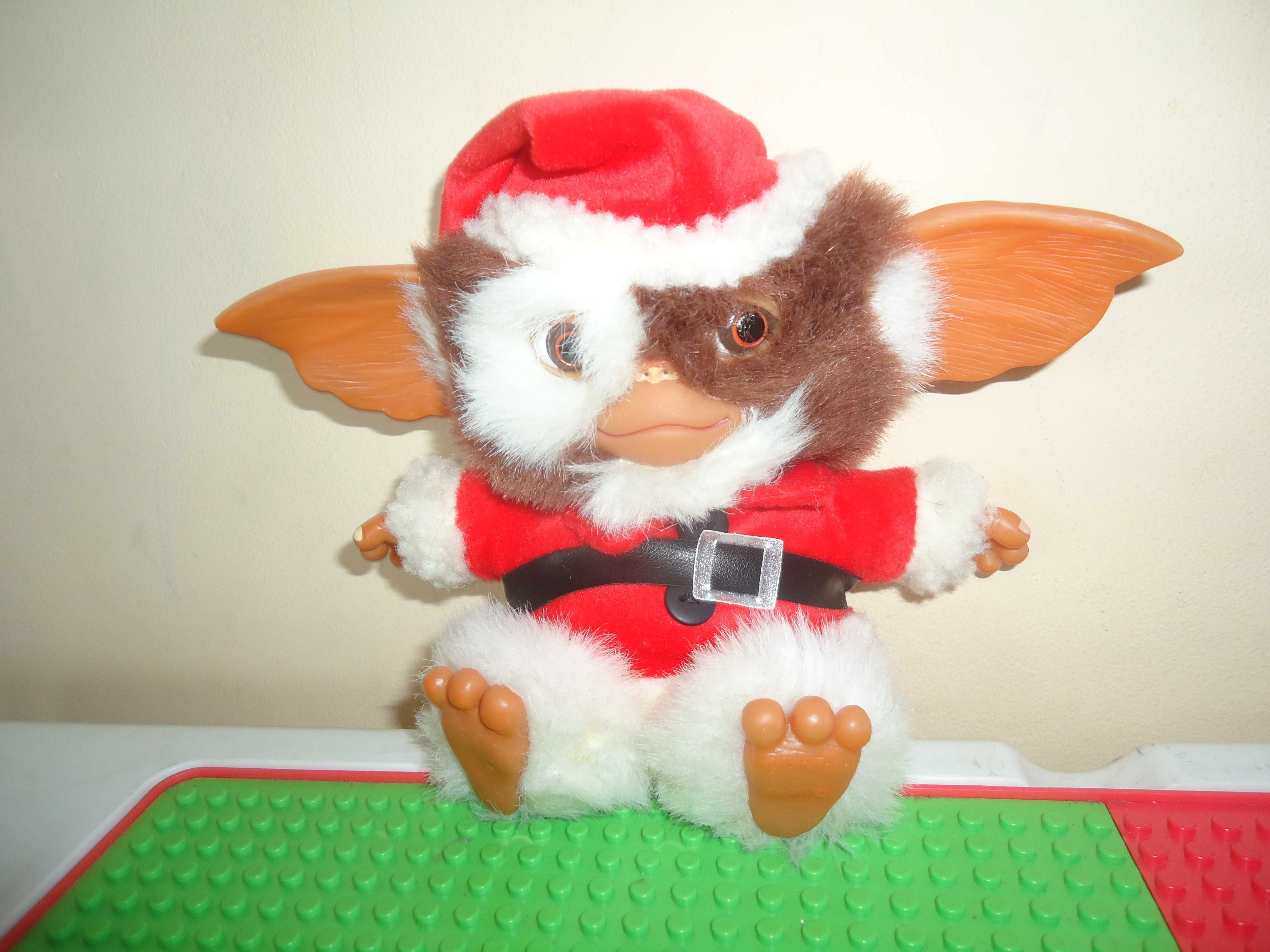 Neca Gremlin Gizmo świąteczny w stroju Mikołaja Maskotka Unikat