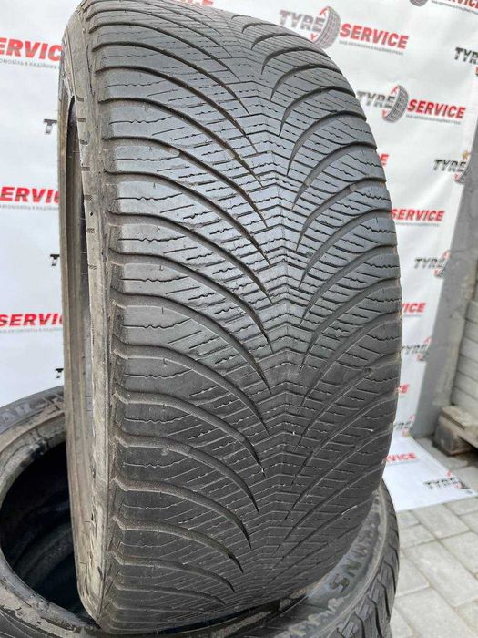 Всесезонные шины 225/55 R17 Goodyear Vector 4 Seasons резина