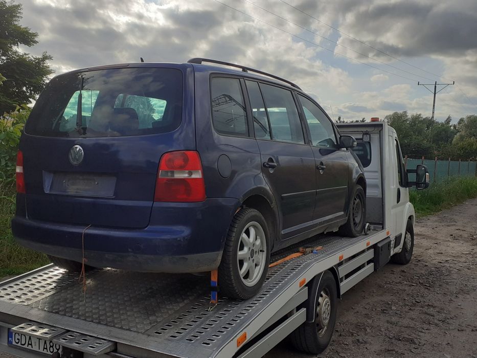 VW TOURAN na części 2005r