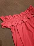 Top vermelho com detalhes