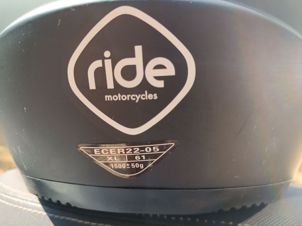 Honda PCX 125 de 2017  + capacete Ride L/XL