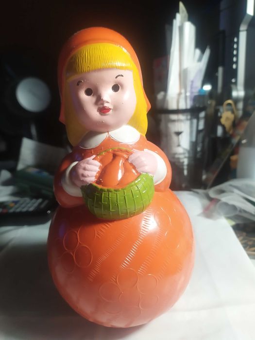 Неваляшка Красная Шапочка