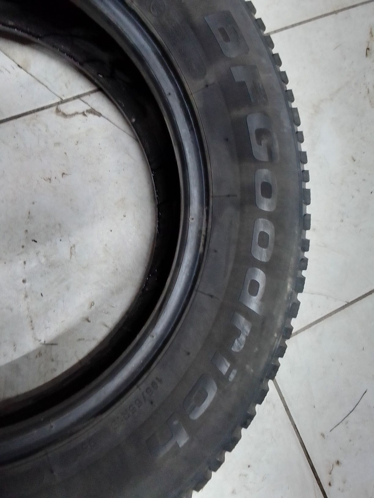 Opona zimowa 195/65r15 BF GOODRICH 2021r 6mm