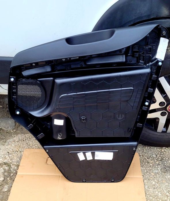 Fiat Ducato Tapicerka Boczek Dzrzwi 2021