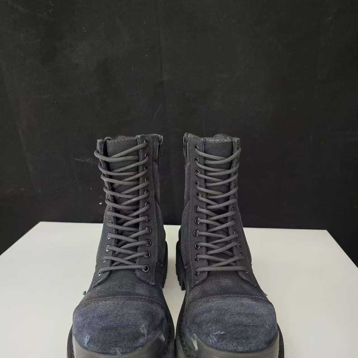 Ботинки Balenciaga Strike Boots страйки баленсиага стомпер
