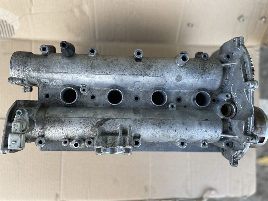 Головка блока ГБЦ VW Passat B6, Golf 5, Touran, Skoda A5 1.6 16V FSI
