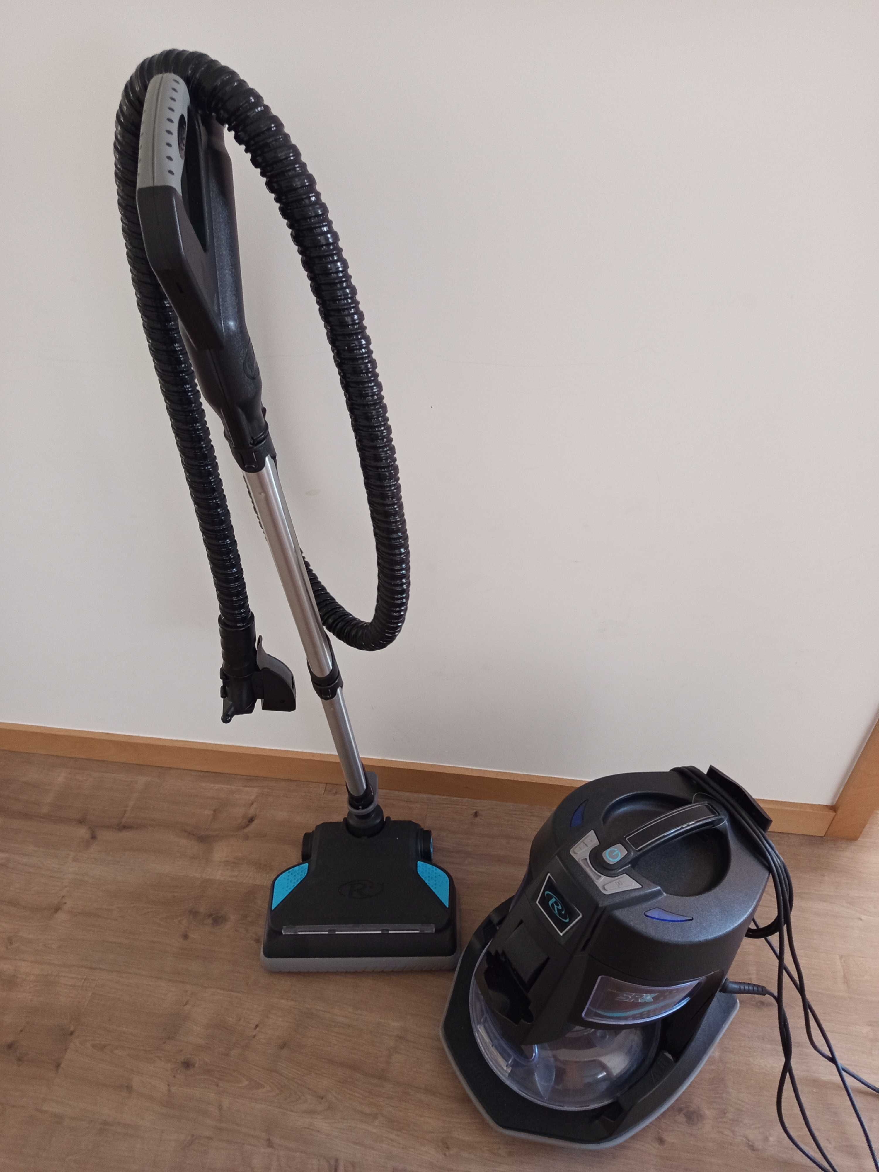 Máquina industrial de limpeza higienização