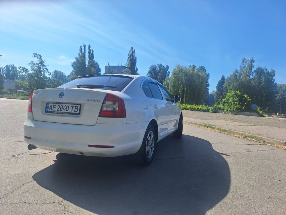 Продаж Авто Skoda Octavia