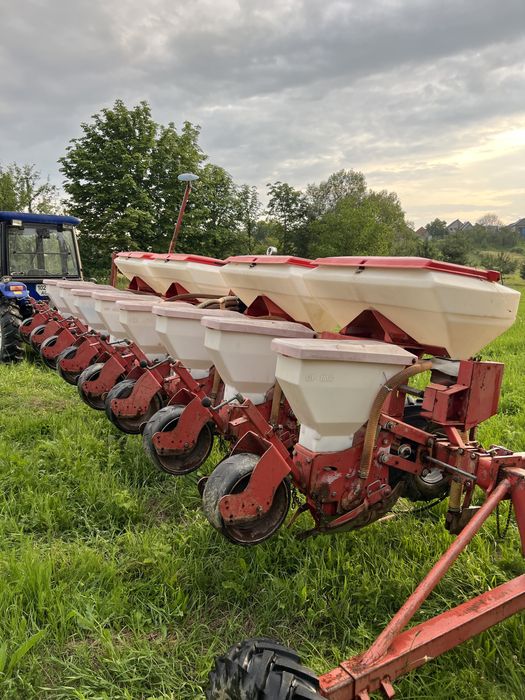 KVERNELAND Optima 8 Cівалка точного висіву пневматична