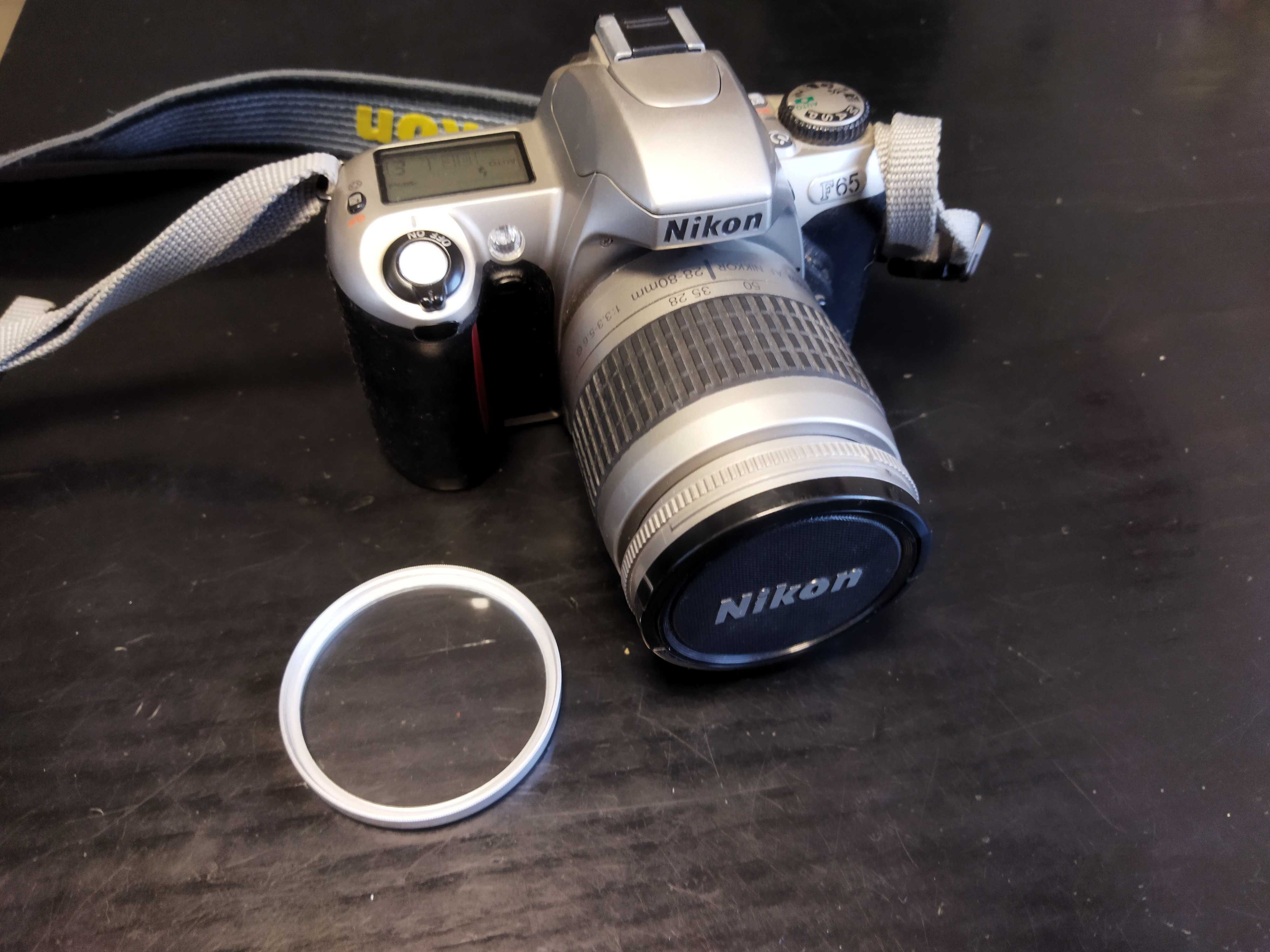 Nikon F65 + obiektyw Nikkor 28-80mm f3,3-5,6