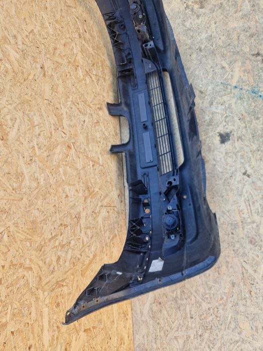 Seat Toledo II leon I zderzak przód czarny