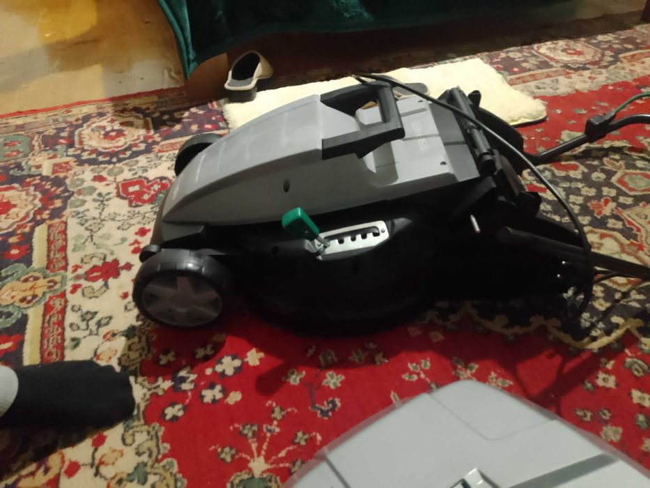 Електро косарка Gardena