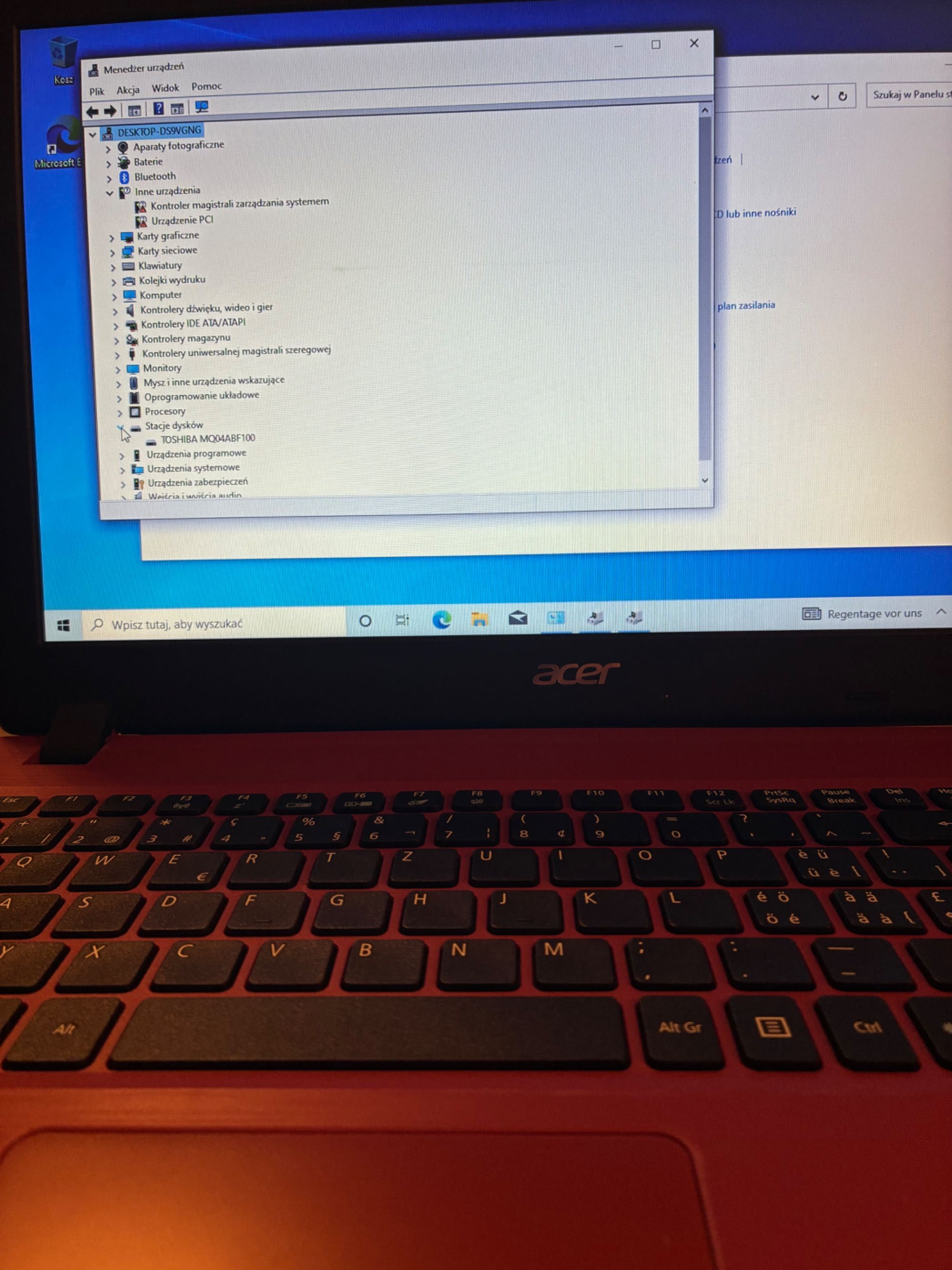 Laptop ACER Aspire 3 A315-31-C27Z /4GB/1000 GB Czerwony