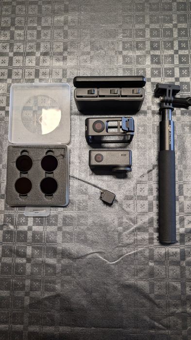 DJI Osmo Action 4 Combo