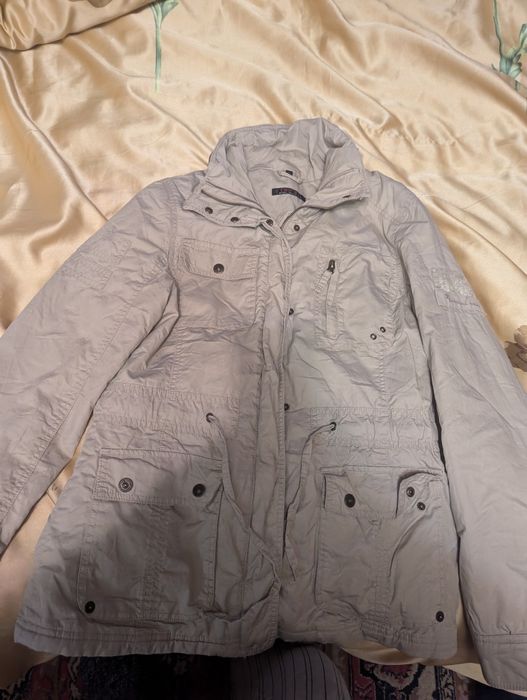 Женская демисизонная куртка.