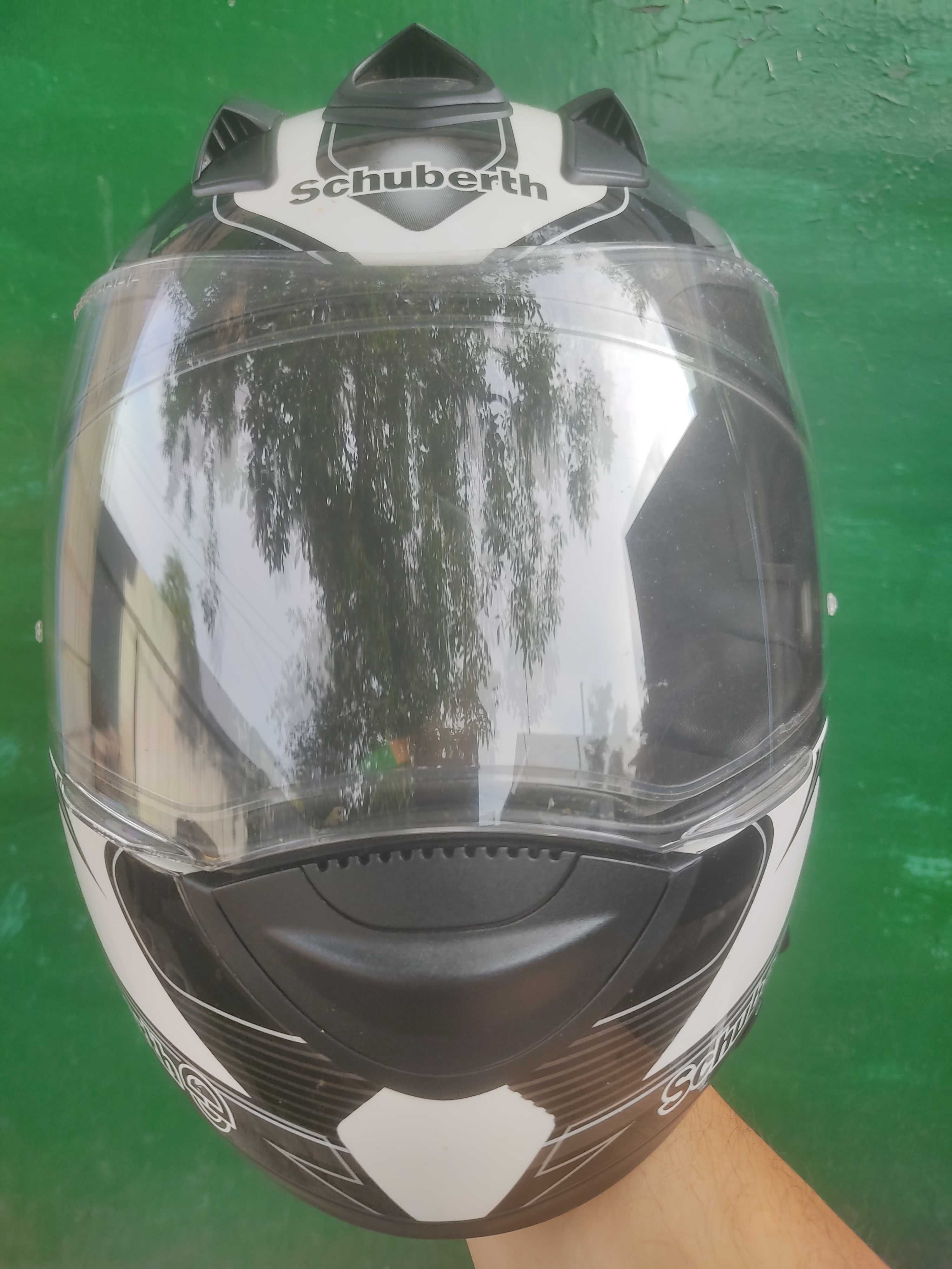Schuberth S2, розмір XL 60-61 см, Schubert S1 pro, розмір L 58-59 см.