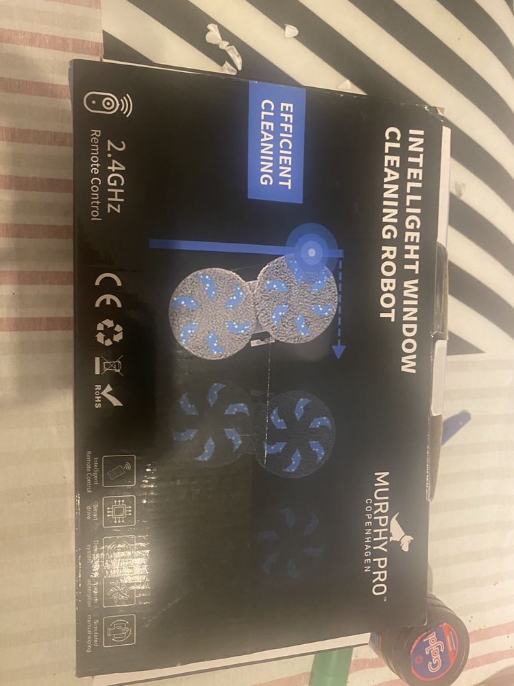 Murphy pro copenhagen robot myjacy okna