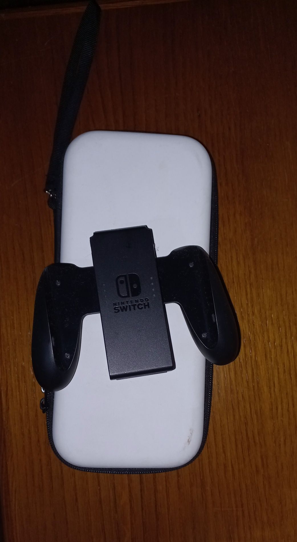 Nintendo switch OLED + 4 Jogos