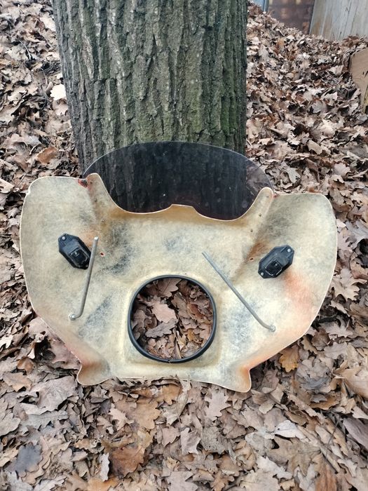 Продам обтікатіль (вітрове скло) на мотоцикл