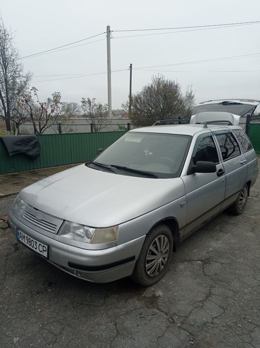 Автомобіль ВАЗ 2111