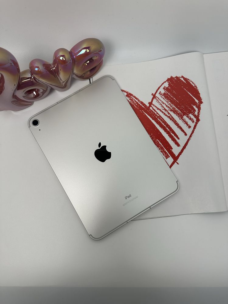 iPad 10 64GB Silver Wi-Fi LTE