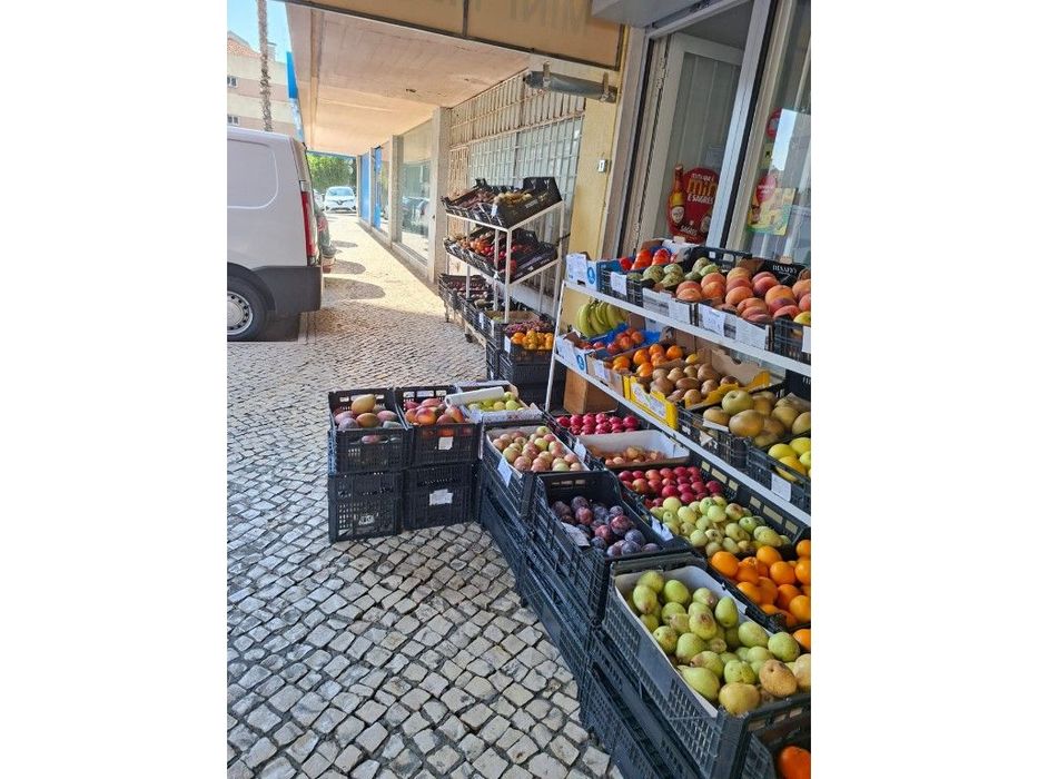 Trespasse de Minimercado em Póvoa de Santo Adrião