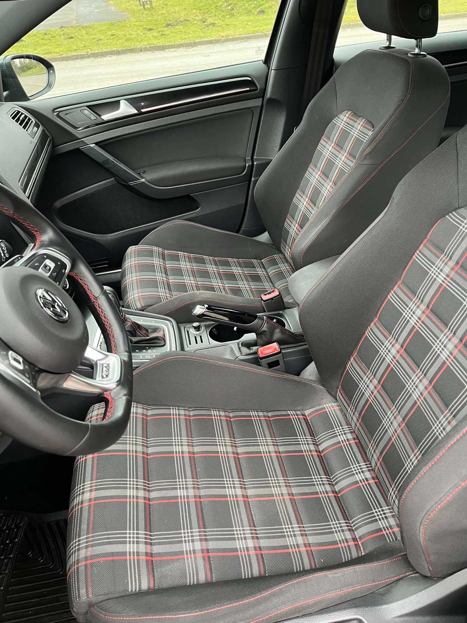 Volkswagen Golf 7GTI