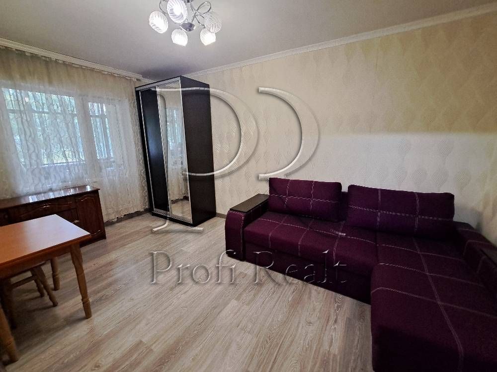 Без %! Продаж 1 кімн. квартири  вулиця Рональда Рейгана 11А