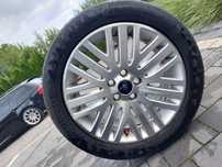 Felgi aluminiowe ford 17" 5x108 opony Continental 235/45R17 ładne