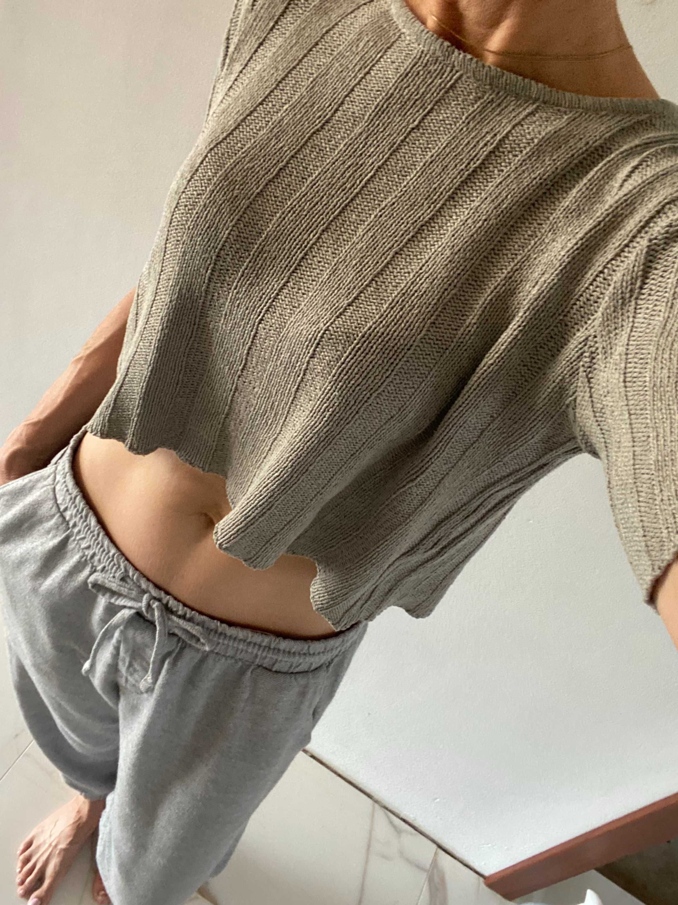 Top oliwkowy khaki rozmiar s - must have w b. db - stanie